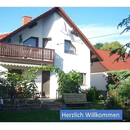 Helle & Geraeumige Fewo Mit Sued-Balkon Im Elbtal Semesterbostad Coswig (Saxony)