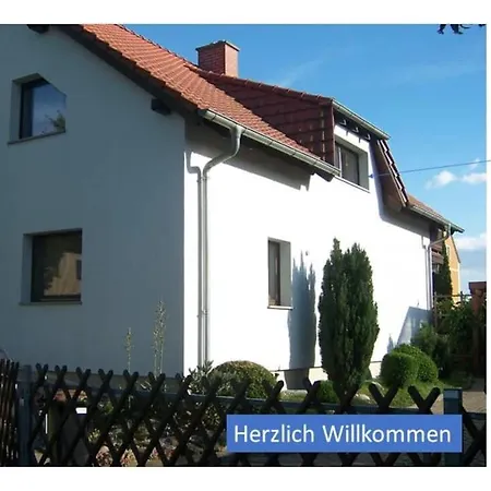 Semesterbostad Helle & Geraeumige Fewo Mit Sued-Balkon Im Elbtal Coswig (Saxony)